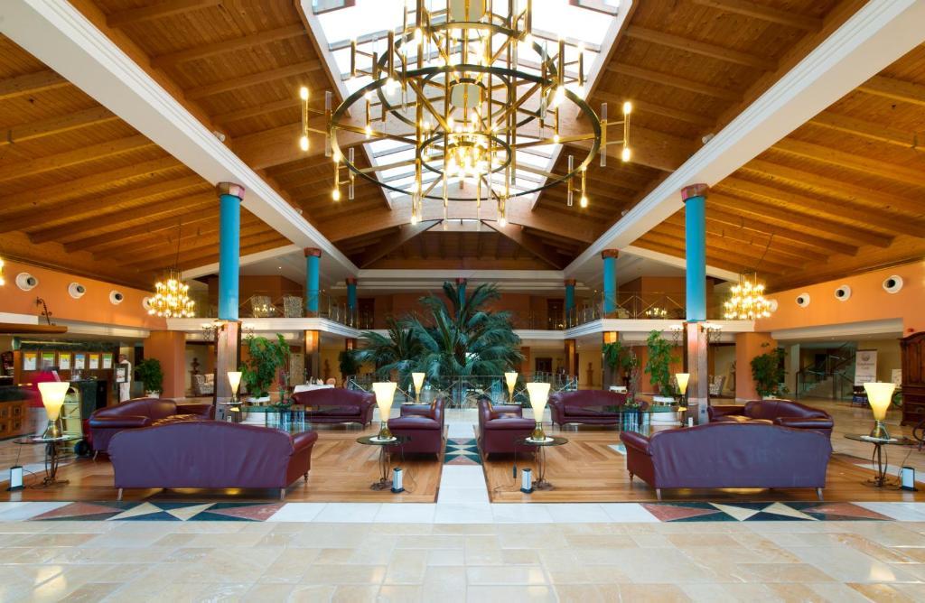 Hipotels Barrosa Palace & Spa 치클라나 데 라 프론테라 외부 사진 Lobby