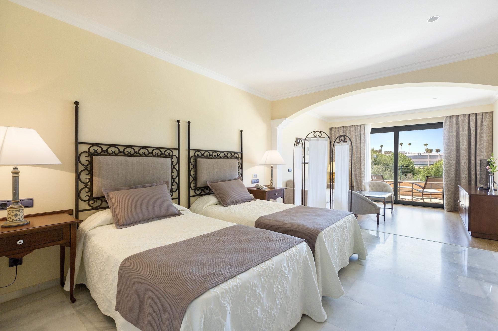 Hipotels Barrosa Palace & Spa 치클라나 데 라 프론테라 외부 사진 A room at the hotel