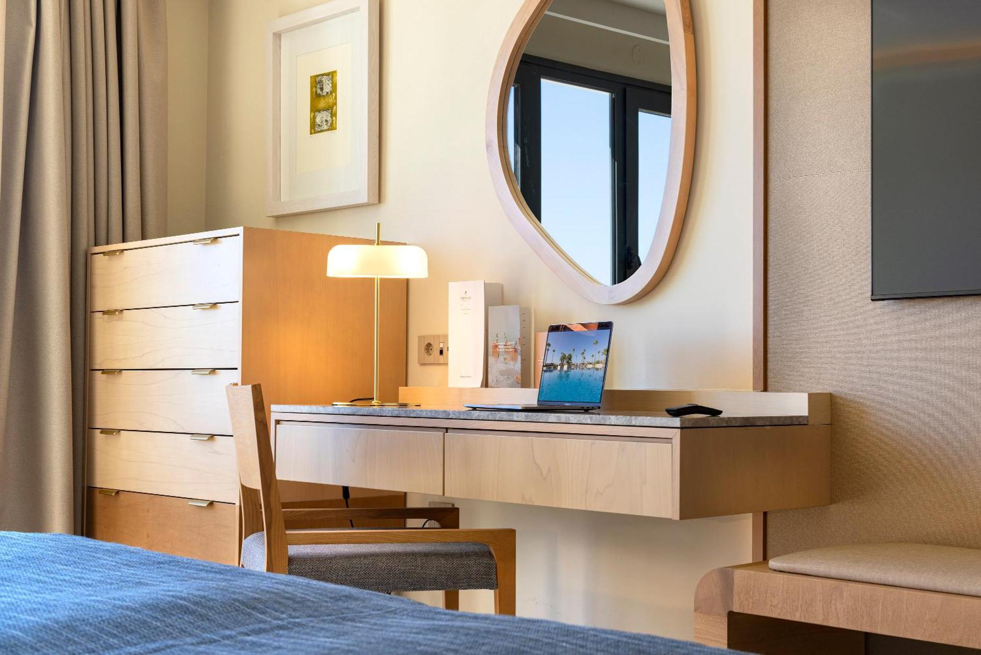 Hipotels Barrosa Palace & Spa 치클라나 데 라 프론테라 외부 사진 A vanity table