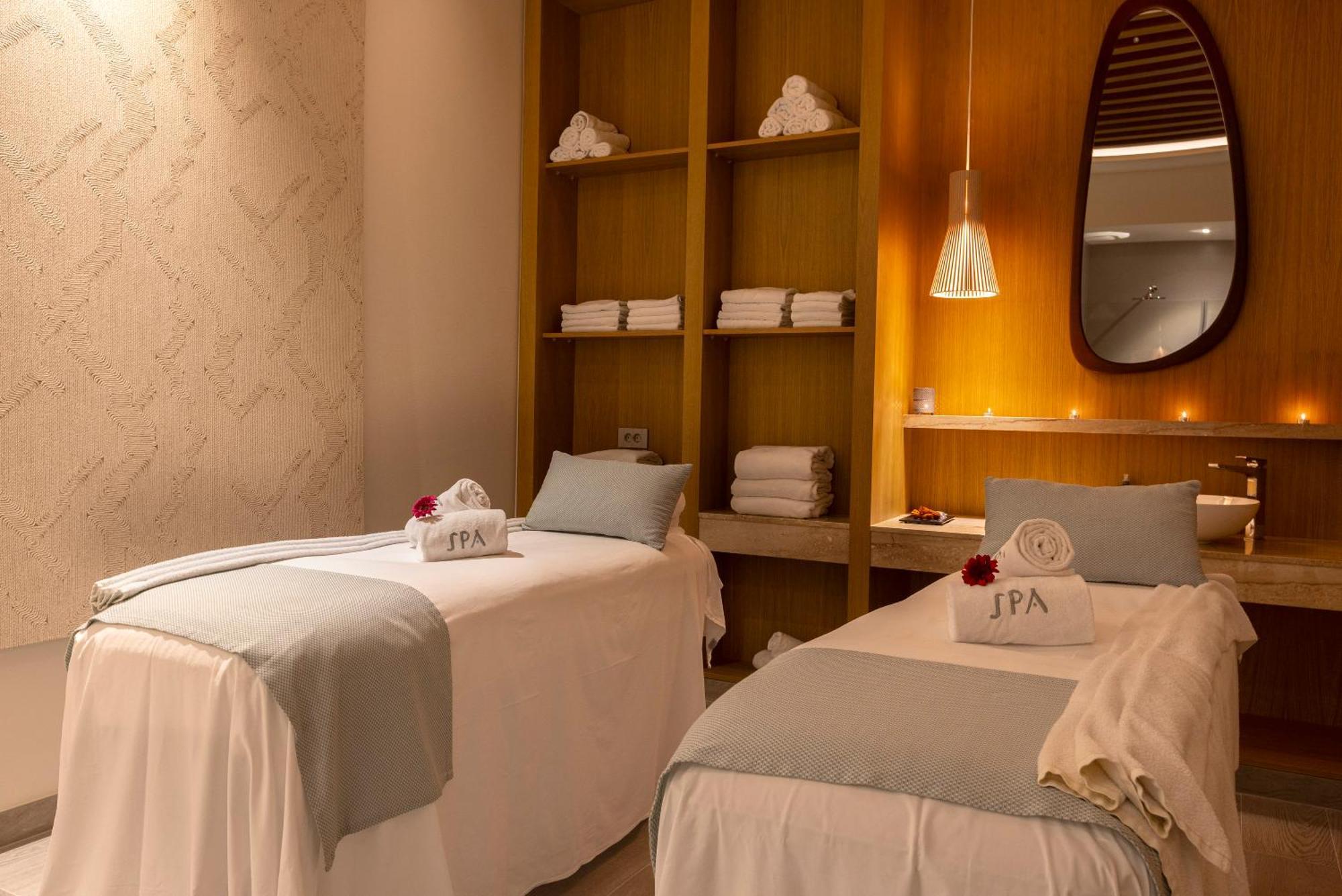 Hipotels Barrosa Palace & Spa 치클라나 데 라 프론테라 외부 사진 Spa at the Ritz-Carlton, Laguna Beach