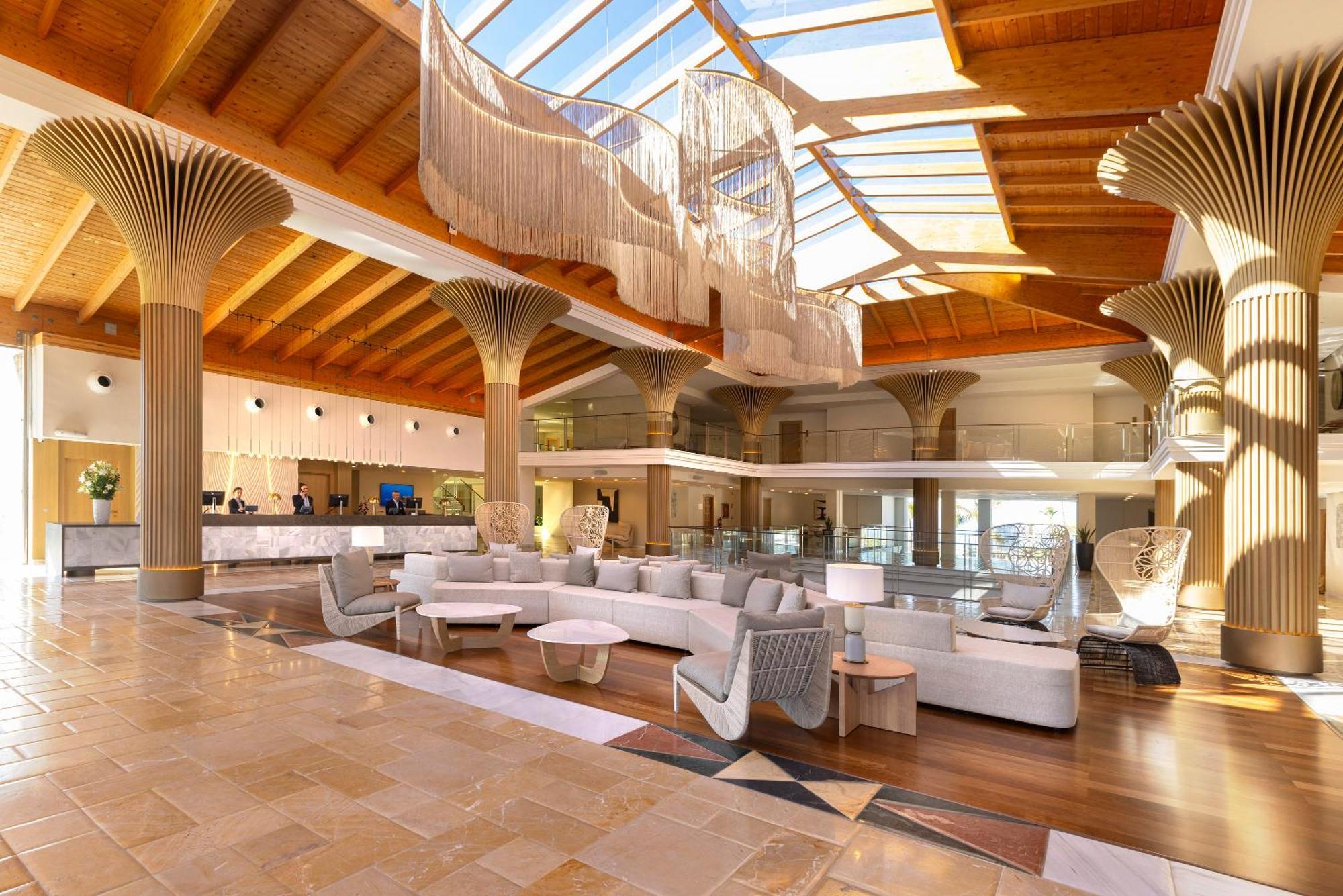 Hipotels Barrosa Palace & Spa 치클라나 데 라 프론테라 외부 사진 The interior of the hotel