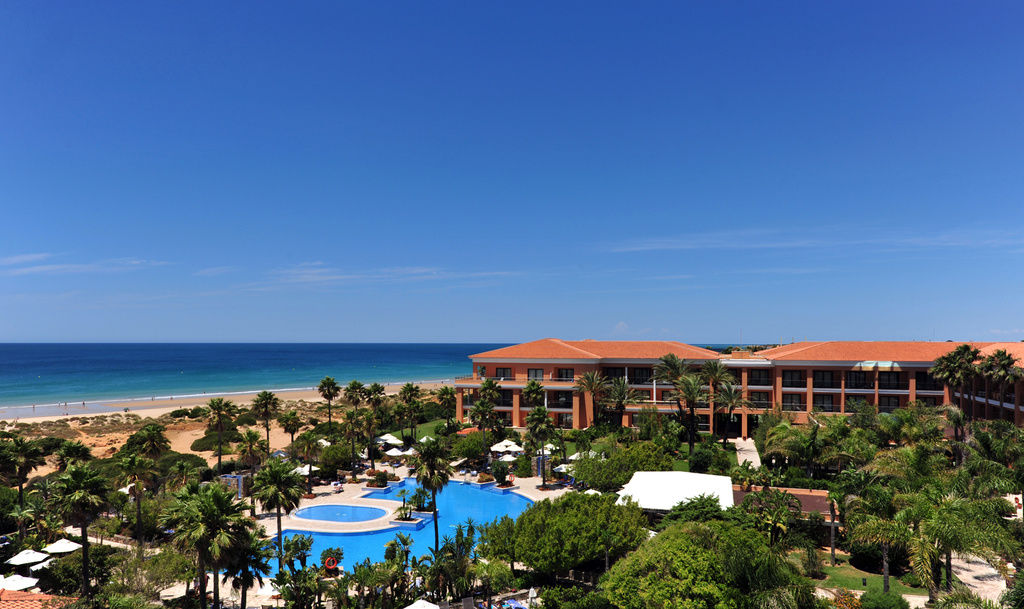 Hipotels Barrosa Palace & Spa 치클라나 데 라 프론테라 외부 사진 The resort's main pool